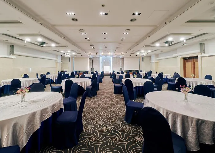 Aqua Palace 4* Busan