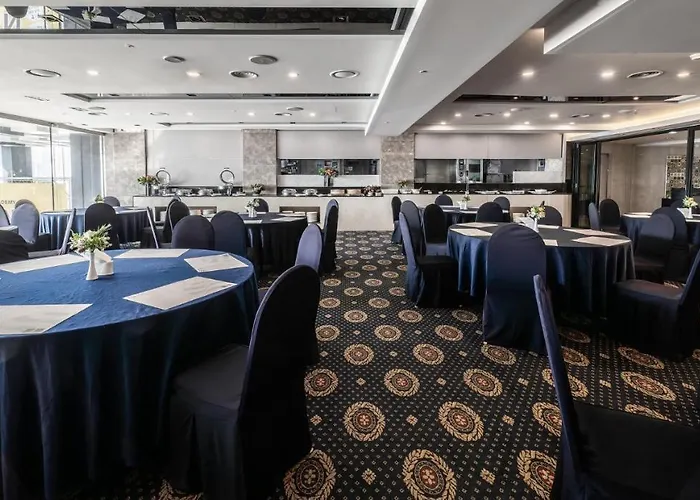 Hotel Aqua Palace 4*