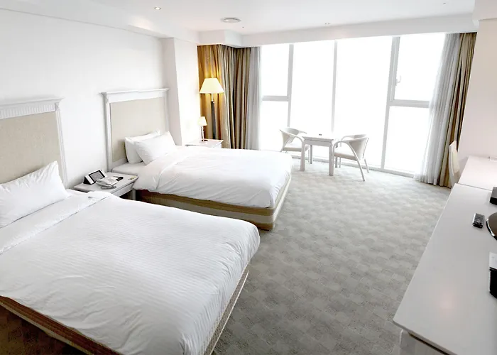 Aqua Palace Hotel 4*