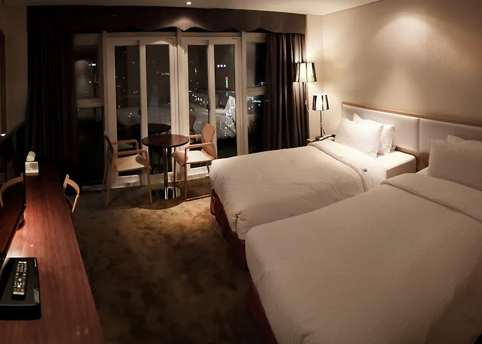 Hotel Aqua Palace 4*