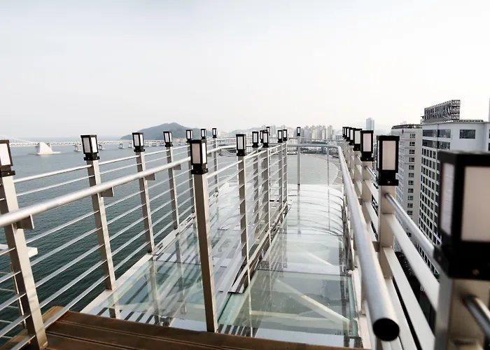 Aqua Palace 4* Busan
