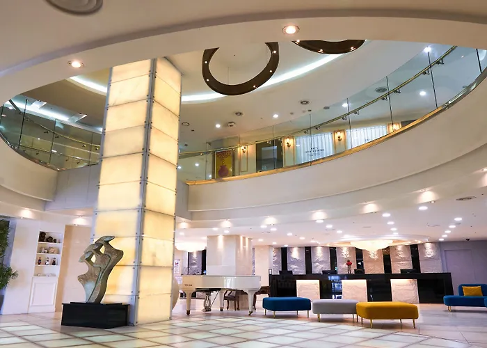 Aqua Palace 4*