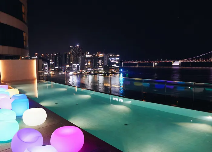 Hotel Aqua Palace 4*