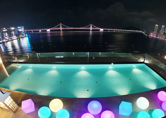 Aqua Palace
